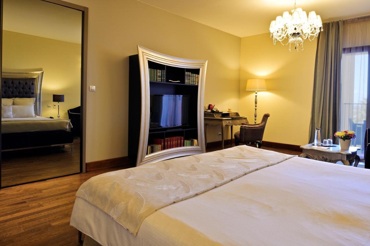 Hotel Demeure Loredana Saint-Florent  Exteriör bild
